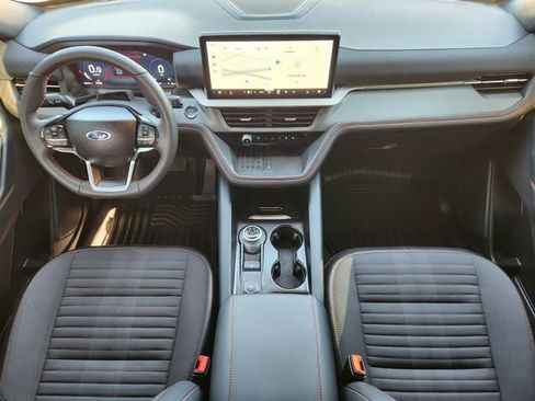 Used 2025 Ford Explorer ST-Line w/ Premium Package image 26