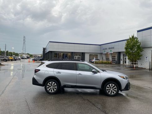 Used 2020 Subaru Outback Premium AWD/4WD image 13