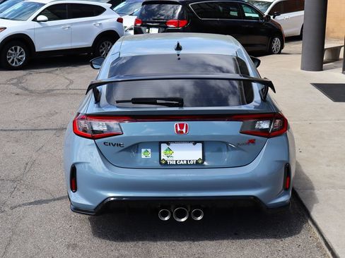 Used 2025 Honda Civic Type R image 10