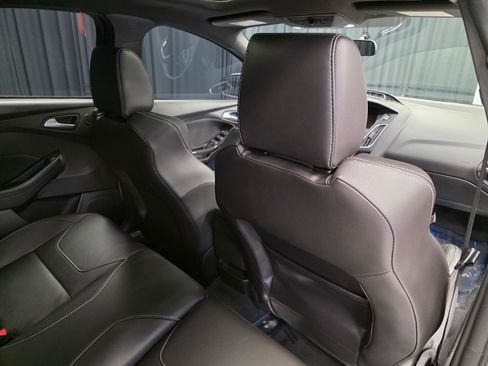 Used 2016 Ford Focus ST w/ Equipment Group 402A FWD image 41