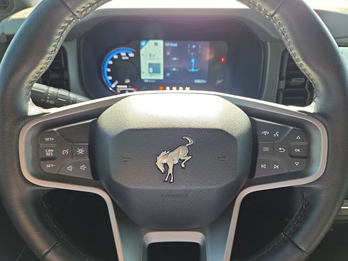 Used 2024 Ford Bronco Everglades AWD/4WD image 24