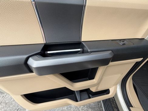 Used 2017 Ford F150 XLT w/ Equipment Group 302A Luxury image 16