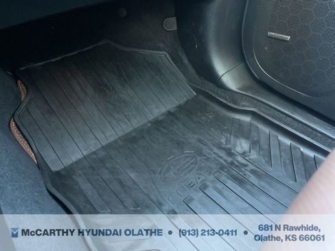 Used 2023 Subaru Ascent Touring image 40