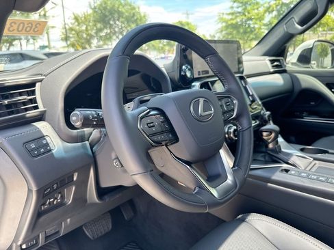 New 2026 Lexus LX 600 4WD w/ Luxury Package image 20