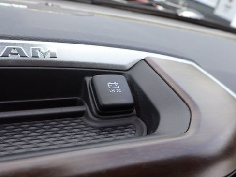 Used 2022 RAM 3500 Laramie AWD/4WD image 22