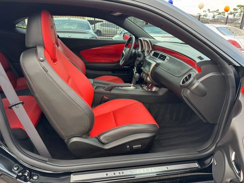 Used 2014 Chevrolet Camaro SS w/ RS Package RWD image 21