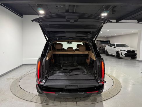 Used 2025 Land Rover Range Rover Long Wheelbase SE image 20