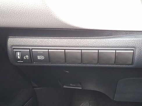 Used 2024 Toyota Corolla SE image 22