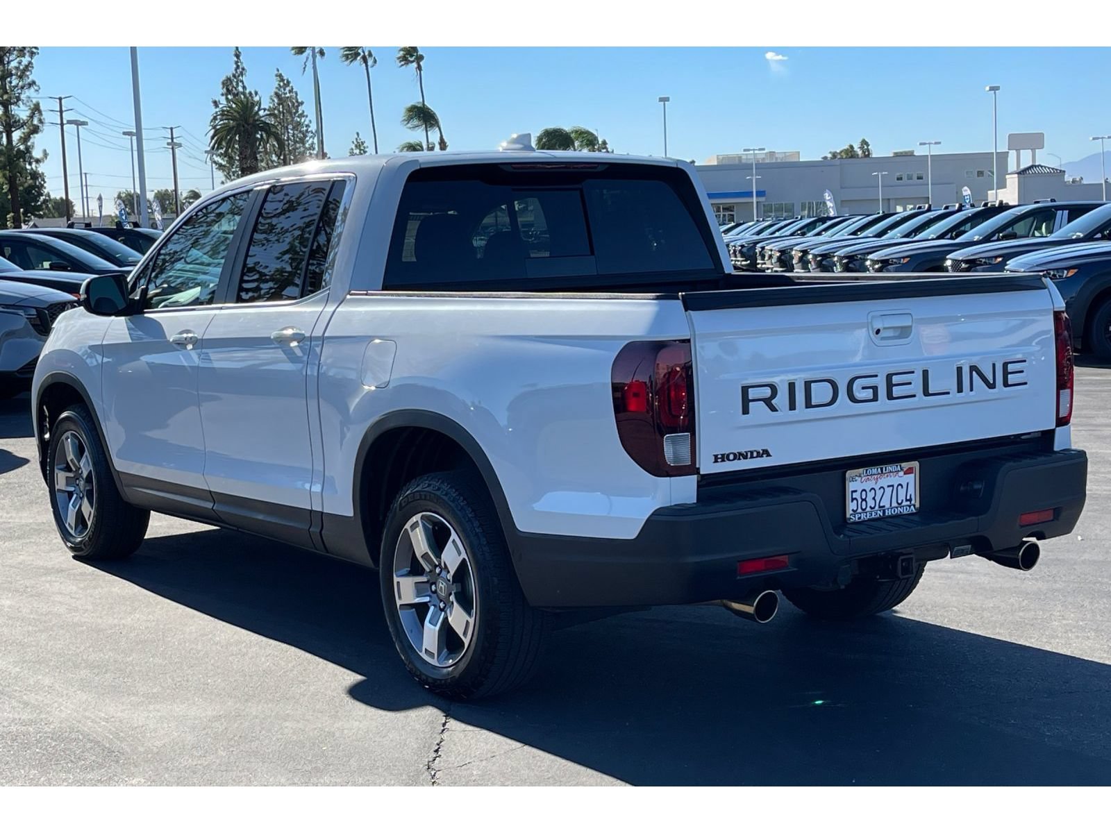 Certified 2024 Honda Ridgeline RTL image 3