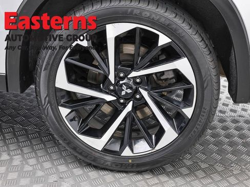 Used 2024 Mitsubishi Outlander SE AWD/4WD image 34