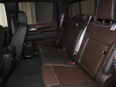 Used 2022 GMC Sierra 1500 Denali w/ Technology Package AWD/4WD image 23