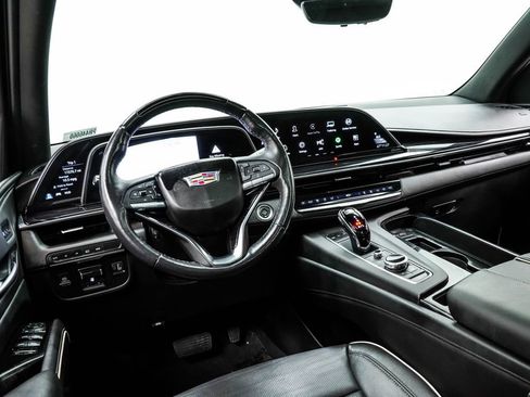 Used 2023 Cadillac Escalade Sport image 5