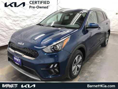 Certified 2022 Kia Niro LX image 1