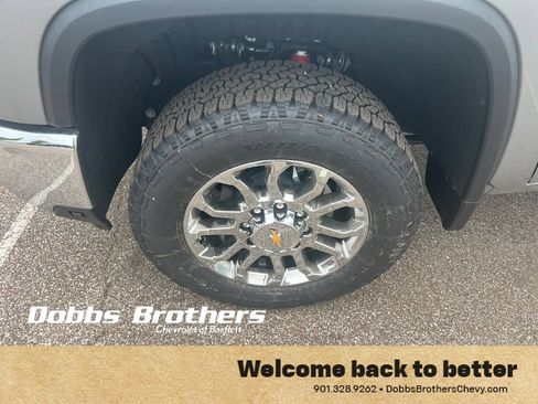 New 2026 Chevrolet Silverado 2500 LTZ w/ LTZ Premium Package AWD/4WD image 30