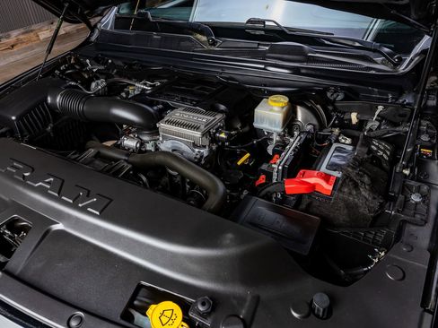 Used 2022 RAM 1500 Laramie w/ Sport Appearance Package image 39