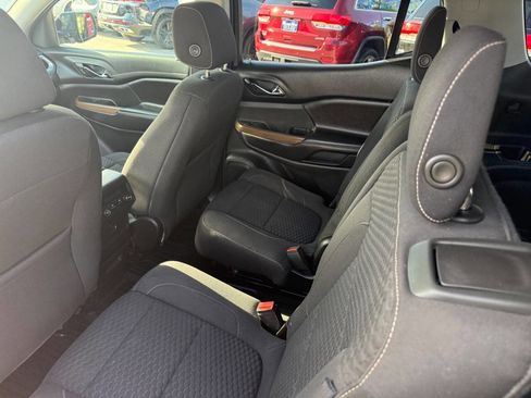 Used 2019 GMC Acadia SLE w/ Driver Alert Package I AWD/4WD image 14