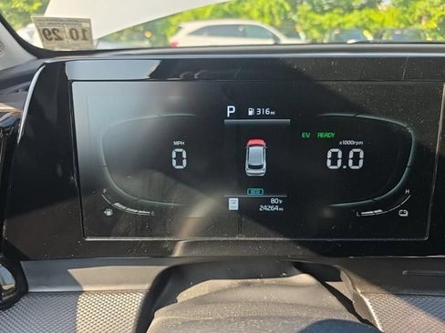Certified 2024 Kia Sportage LX AWD/4WD image 14