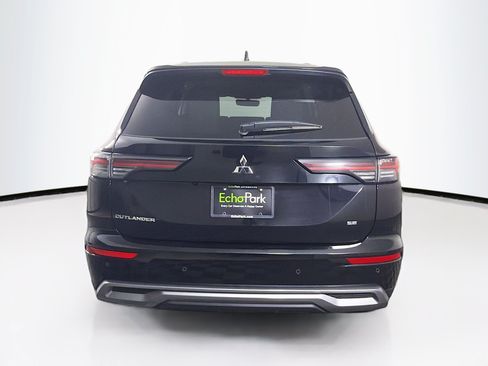 Used 2025 Mitsubishi Outlander SE FWD image 7