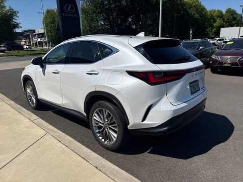 Used 2024 Lexus NX 350h AWD w/ Vision Package image 4