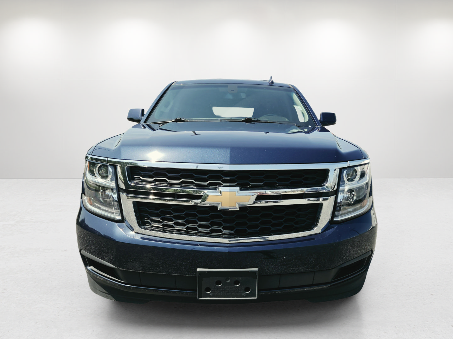 Used 2017 Chevrolet Suburban LS w/ Max Trailering Package AWD/4WD image 2