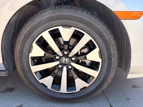 Used 2025 Honda Odyssey EX-L image 5