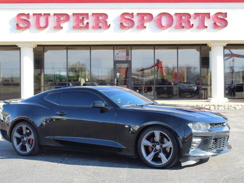 Used 2016 Chevrolet Camaro SS image 1