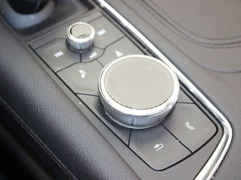 Used 2024 Cadillac XT6 Premium Luxury w/ LPO, Floor Liner Package image 36