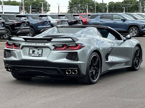 Used 2023 Chevrolet Corvette Stingray Preferred Conv w/ Z51 Performance Package RWD image 4