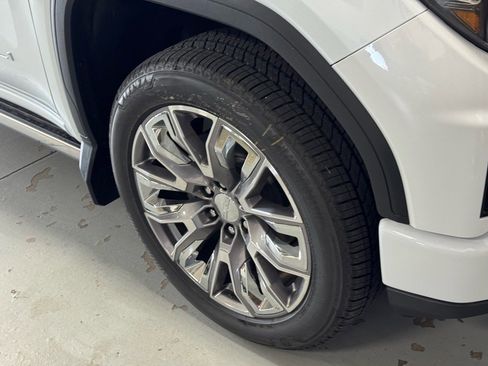 New 2026 GMC Sierra 1500 Denali w/ Denali Reserve Package image 4