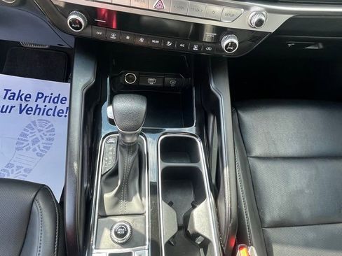 Used 2024 Kia Telluride LX image 35