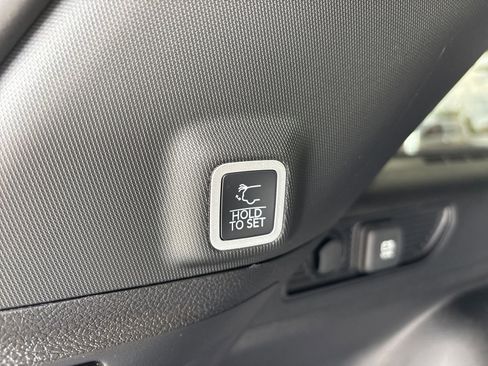New 2026 Jeep Grand Cherokee Limited AWD/4WD image 18