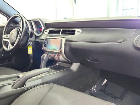 Used 2015 Chevrolet Camaro SS image 35