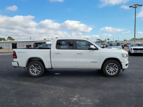 Used 2022 RAM 1500 Laramie w/ Sport Appearance Package image 7