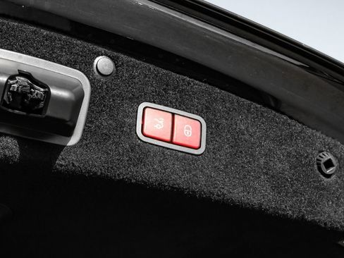 Used 2019 Mercedes-Benz S 560 Sedan image 59
