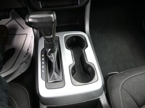 Used 2019 Chevrolet Colorado LT w/ LT Convenience Package image 11