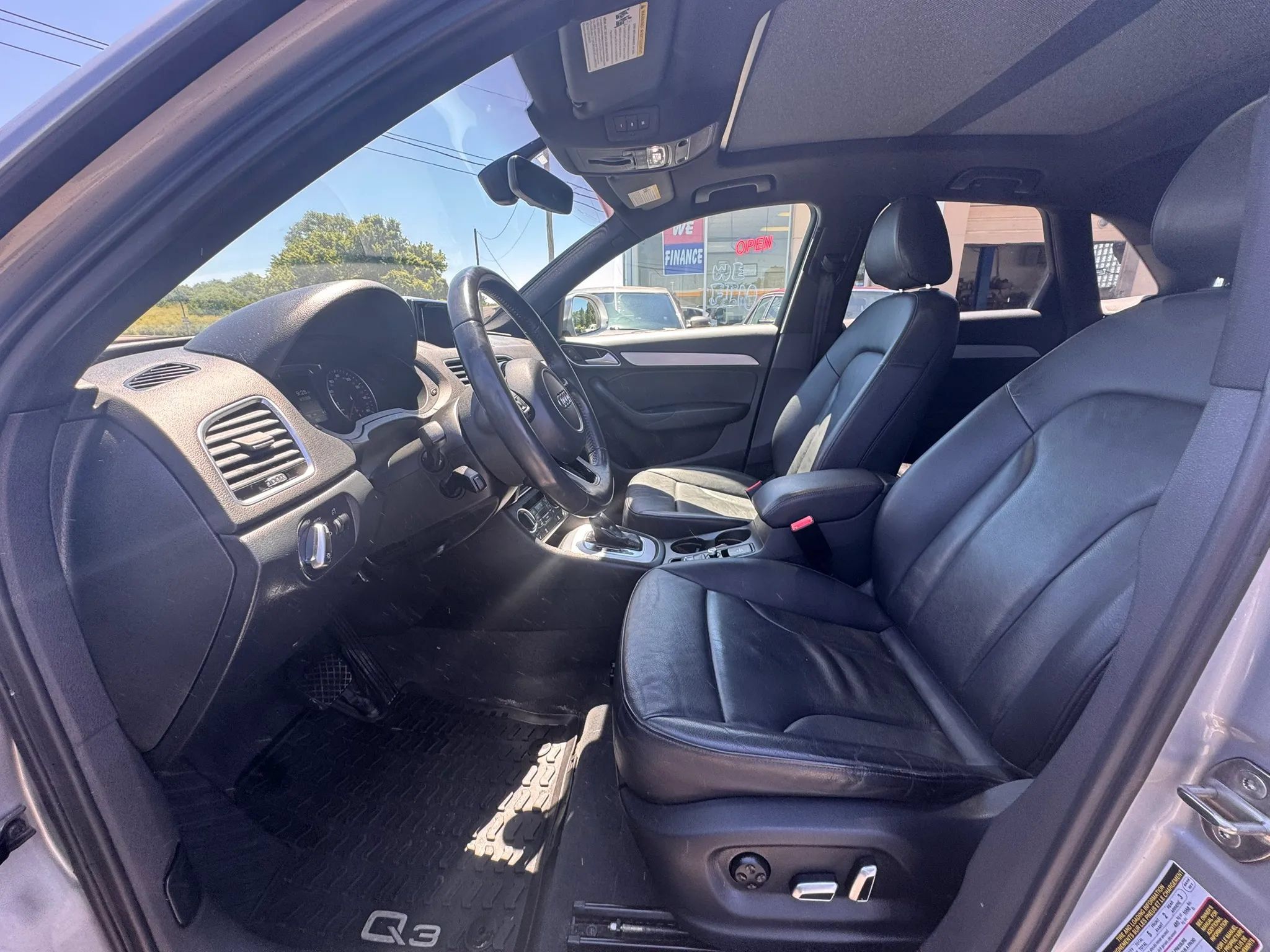 Used 2018 Audi Q3 2.0T Premium AWD/4WD image 14