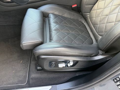 Certified 2024 BMW X7 xDrive40i image 12