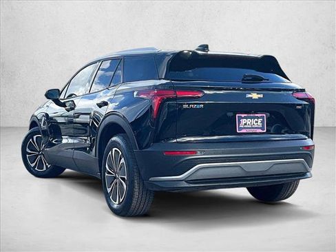 Used 2024 Chevrolet Blazer EV LT AWD/4WD image 13