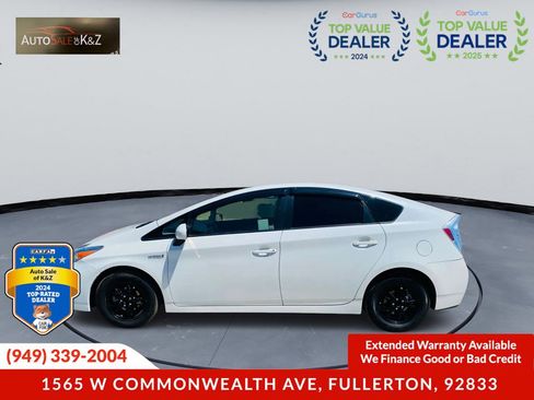 Used 2013 Toyota Prius Three FWD image 3