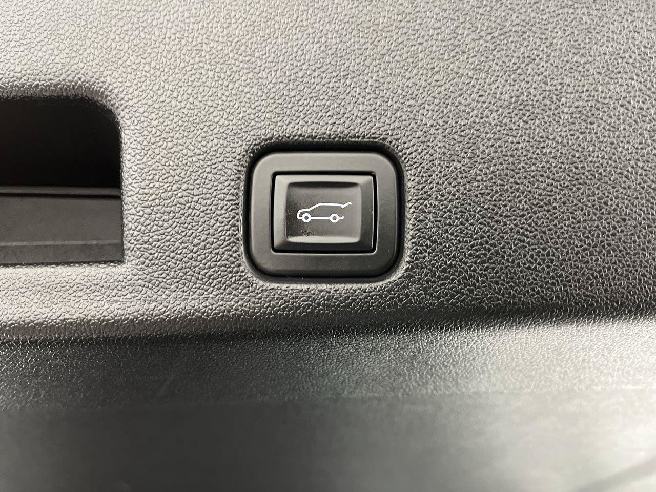 Certified 2025 Chevrolet Traverse LT AWD/4WD image 34