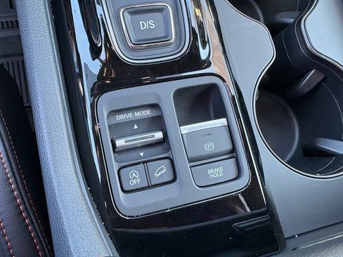 Certified 2025 Honda Pilot TrailSport image 25