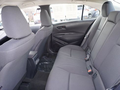 Used 2024 Toyota Corolla LE image 9