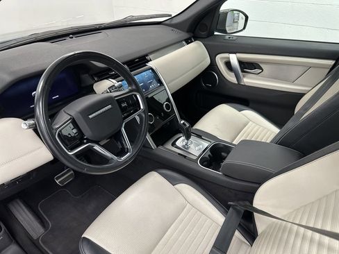 Used 2021 Land Rover Discovery Sport SE R-Dynamic image 21