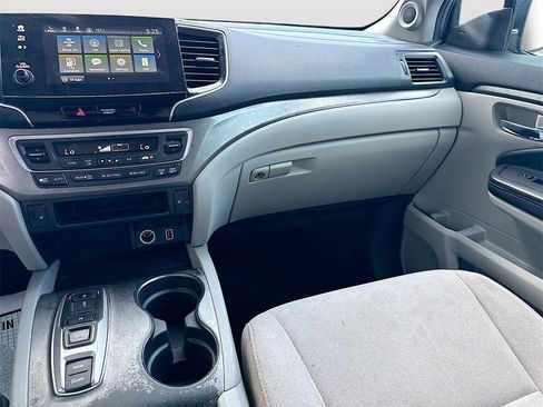 Used 2021 Honda Pilot EX image 25