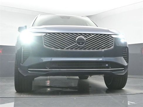 New 2026 Volvo XC90 B6 Ultra image 37