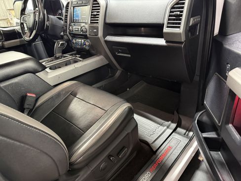 Certified 2017 Ford F150 Raptor w/ Equipment Group 802A Luxury image 26