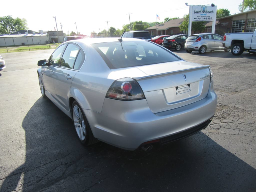 Used 2009 Pontiac G8 w/ Premium Package RWD image 7