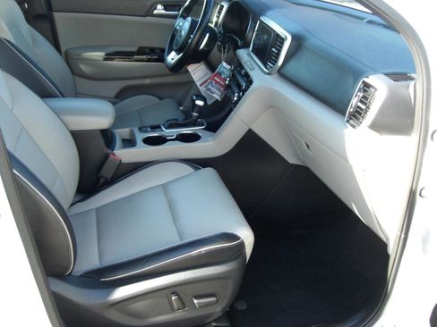 Used 2020 Kia Sportage SX image 19