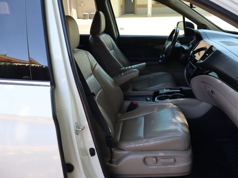 Used 2019 Honda Pilot Touring image 24