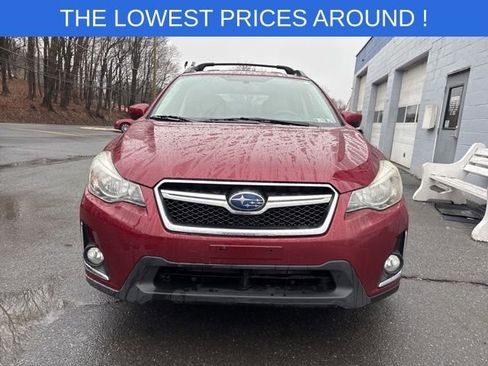 Used 2017 Subaru Crosstrek 2.0i Premium image 2